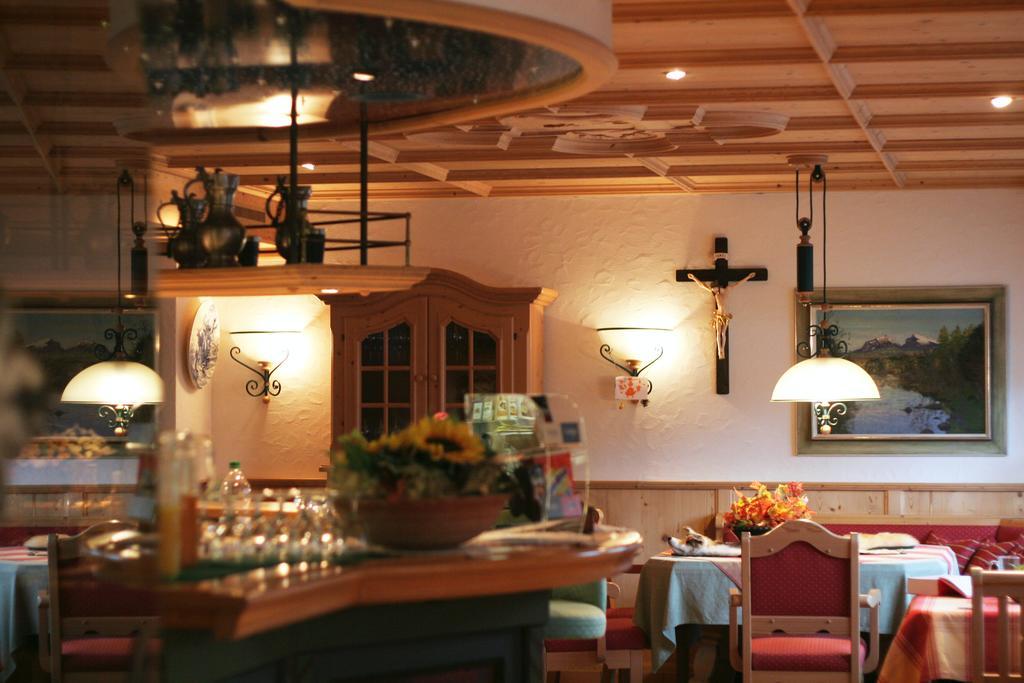 Seehotel Boutique Jaegerhof-Hubertus Faulensee Εξωτερικό φωτογραφία