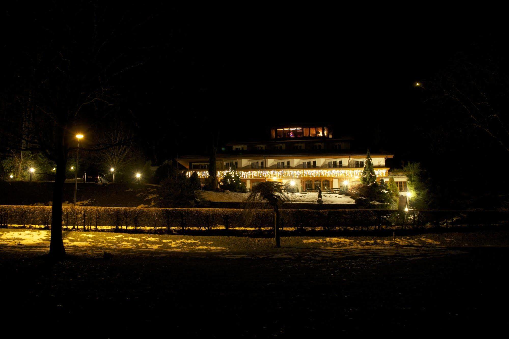 Seehotel Boutique Jaegerhof-Hubertus Faulensee Εξωτερικό φωτογραφία